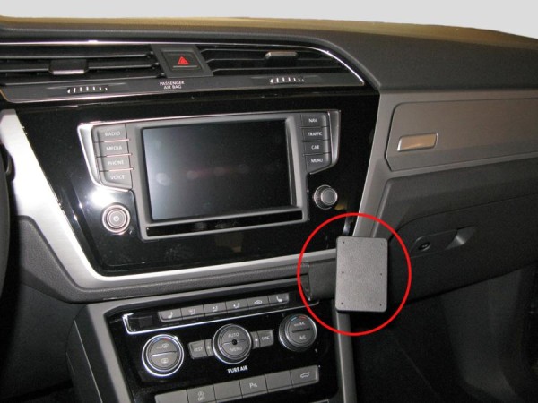 Brodit ProClip - VW Touran - Bj. 16-25 - Angled Mount - 855163