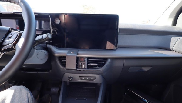 Brodit ProClip - Ford Transit Courier - Bj. 25-26 - Center Mount - 856243