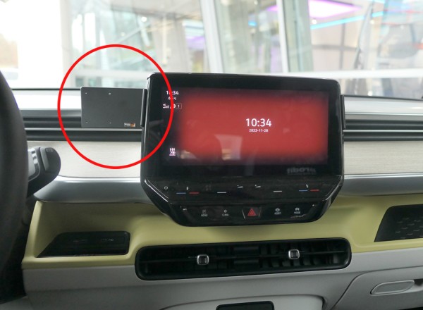 Brodit ProClip - VW ID. Buzz / ID. Buzz Cargo mit 10" Display - Bj. 23-24 - Center Mount - 855844
