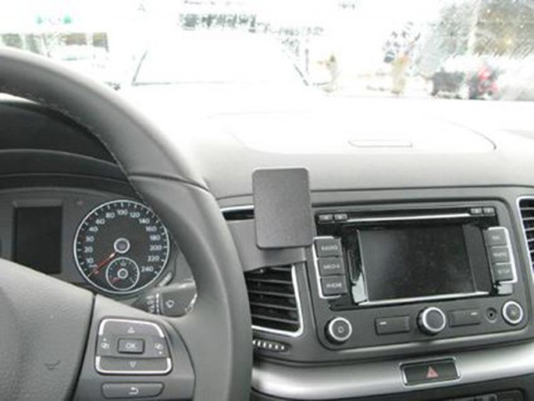 Brodit ProClip - Seat Alhambra / VW Sharan - Bj. 11-22 - Center Mount - 854562